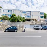 Apartment Petrana