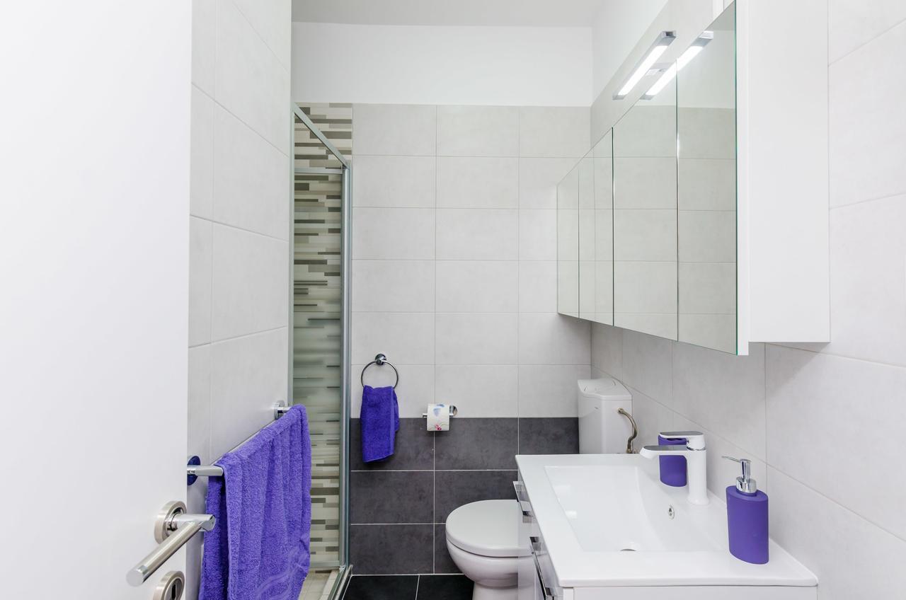 Apartment Petrana *